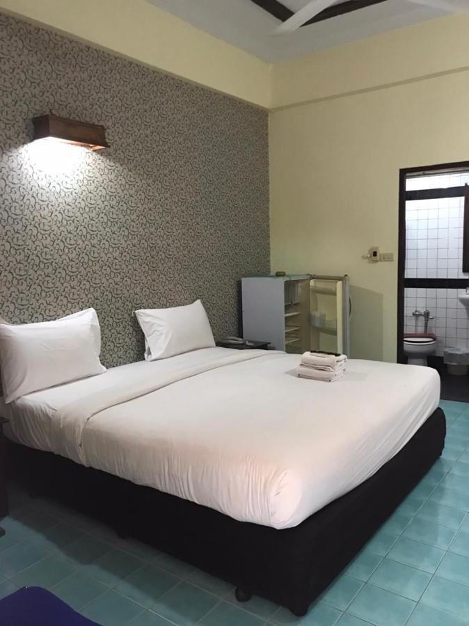 Sutus Court 7 Hotel Pattaya Exterior photo