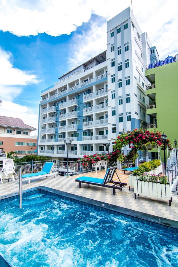 Sutus Court 7 Hotel Pattaya Exterior photo